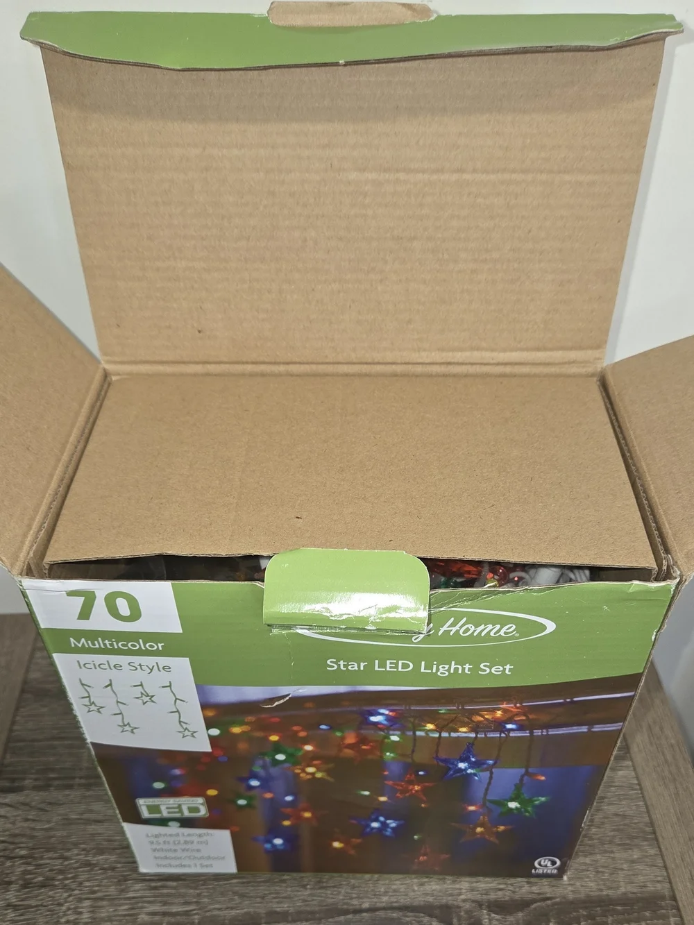Holiday Home 70 Multicolor Icicle Style Star LED Light Set NEW.